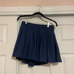 All In Motion Navy Pleated Women’s Skort Size Medium